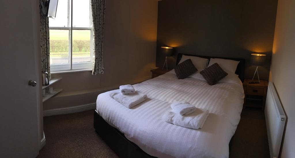 The White Swan Hotel Escrick Room photo